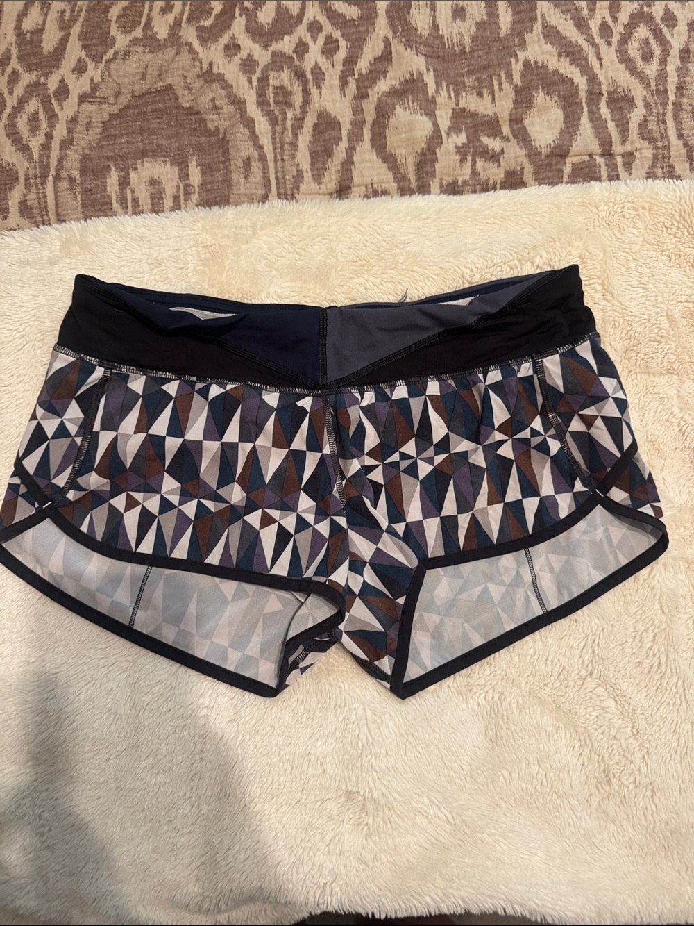 lululemon athletica Geometric Print Athletic Shorts - Navy/Black/Brown